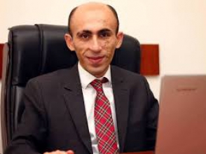 «Սամալյոտ, սամալյոտ, տանկը կյամ ա, պավարոտ»…